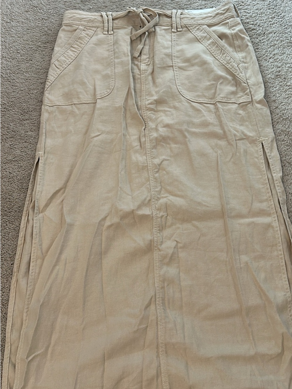 American Eagle Outfitters Beige Cargo Skirt